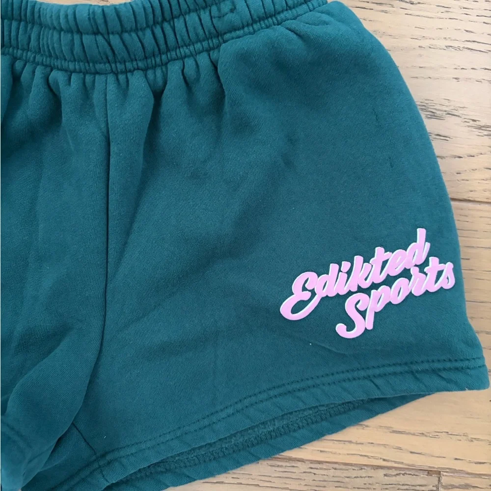 Edikted Green Hoodie and Shorts Set - Picture 3 of 7